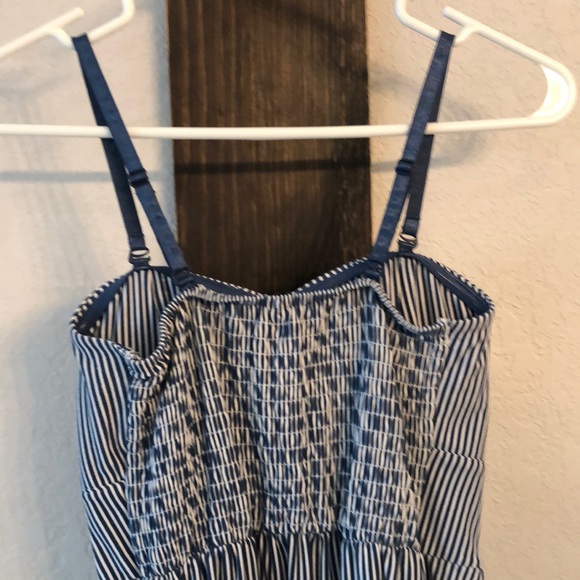 Dress - Picture 4 of 6